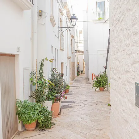 Apartment Dimora Cardone By In Puglia Service
